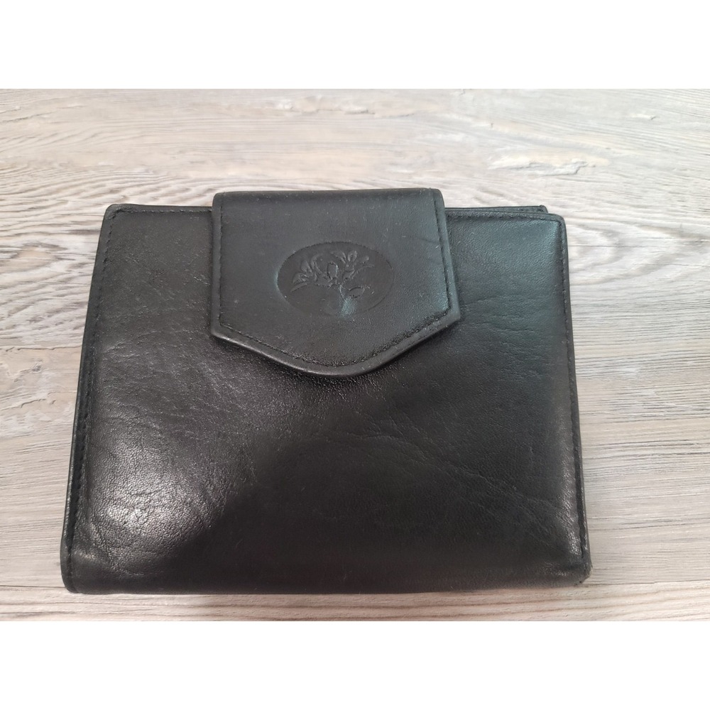 Vintage Buxton Leather black wallet double fold. credit cards coin and cash.